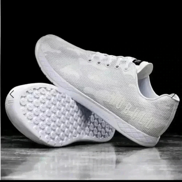 Nobull White Women's Off White Outwork Sneaker 8.5 - Picture 1 of 14